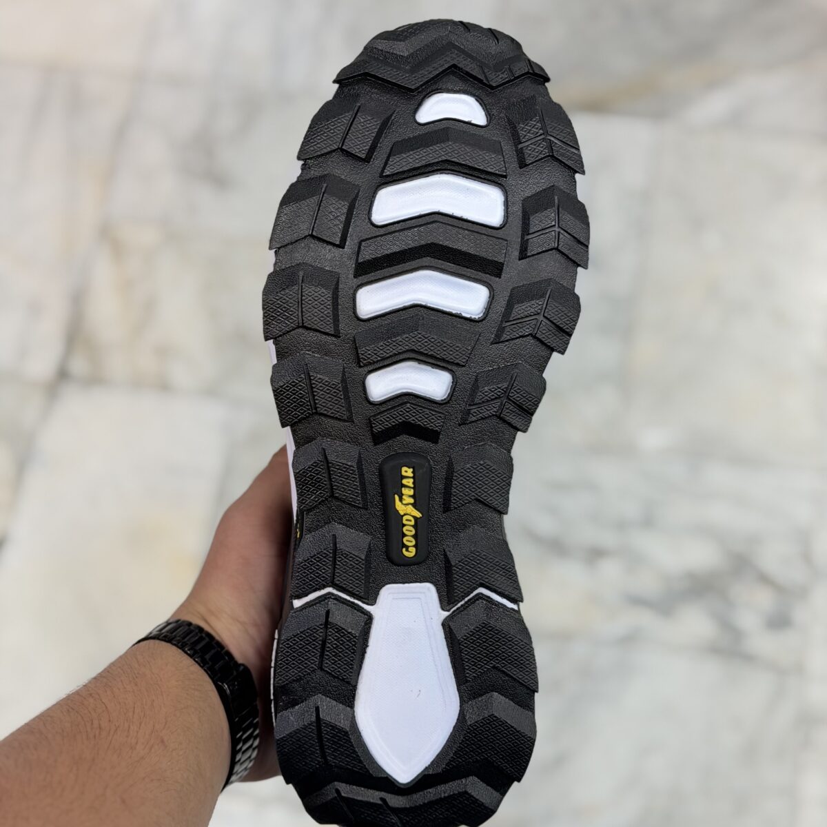 اسکیچرزoutdoorضد آب مشکی - Image 3